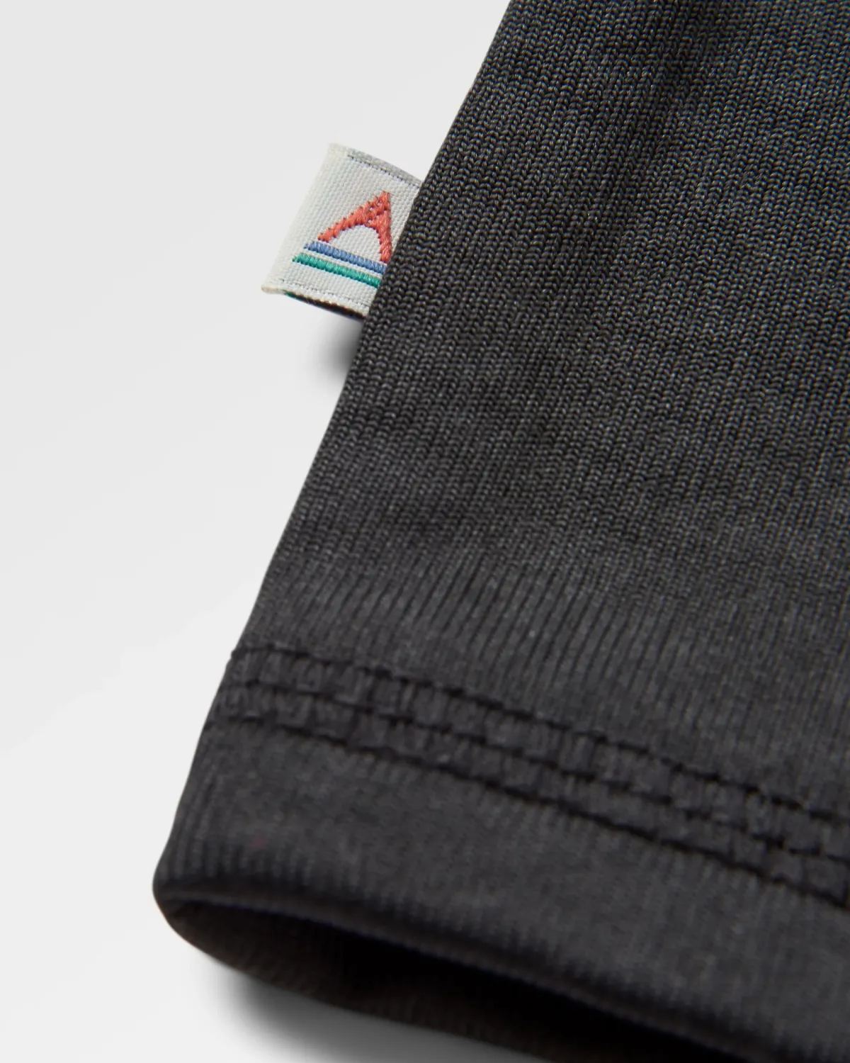 T-Shirts & Tank Tops|Tops|Passenger Alpine Recycled Base Layer Long Sleeve T-Shirt - Black