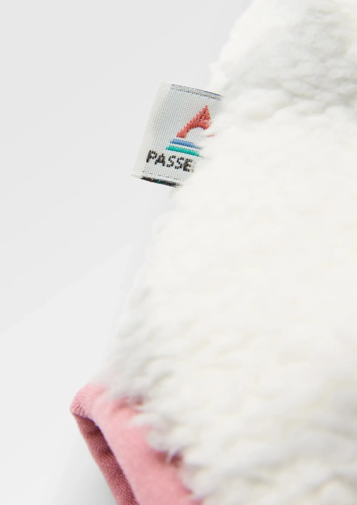Fleece|Fleece|Passenger Beaumont Recycled Sherpa Hooded Fleece - Mountain Geo Vintage White MountainGeoVintageWhite