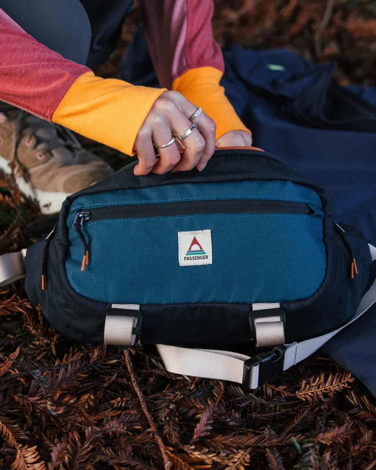 Backpacks & Bags|Backpacks & Bags|Passenger Boondocker Recycled Hip Pack - Tidal Blue TidalBlue