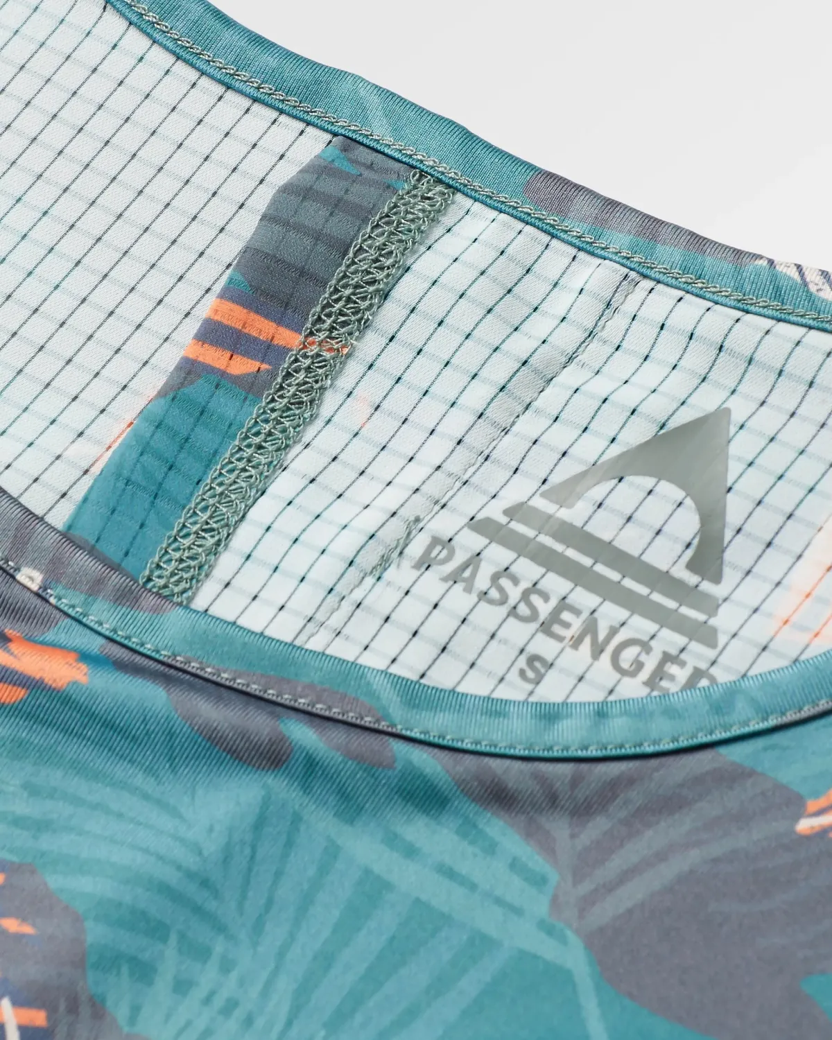 T-Shirts & Tank Tops|Tops|Passenger Chakra Tie Back Active Recycled T-Shirt - Palm Camo Deep Sea PalmCamoDeepSea