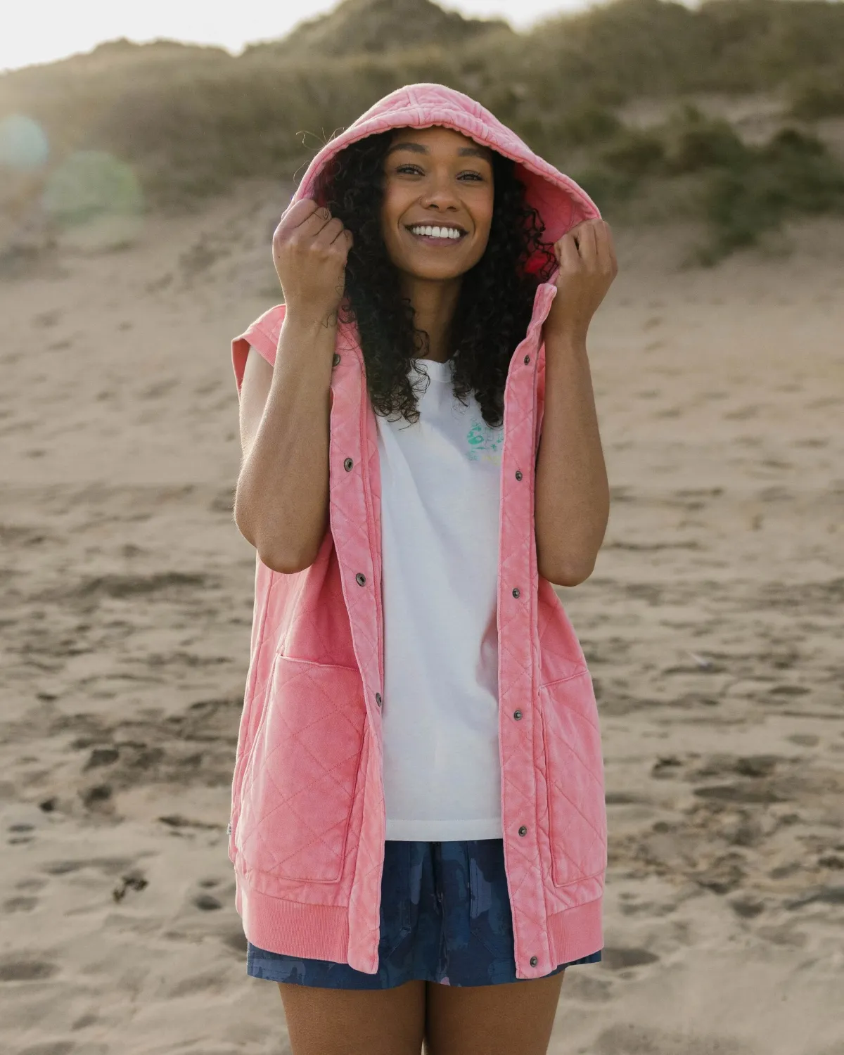 Hoodies & Sweatshirts|Passenger Clementine Recycled Quilted Vest - Shell Pink ShellPink