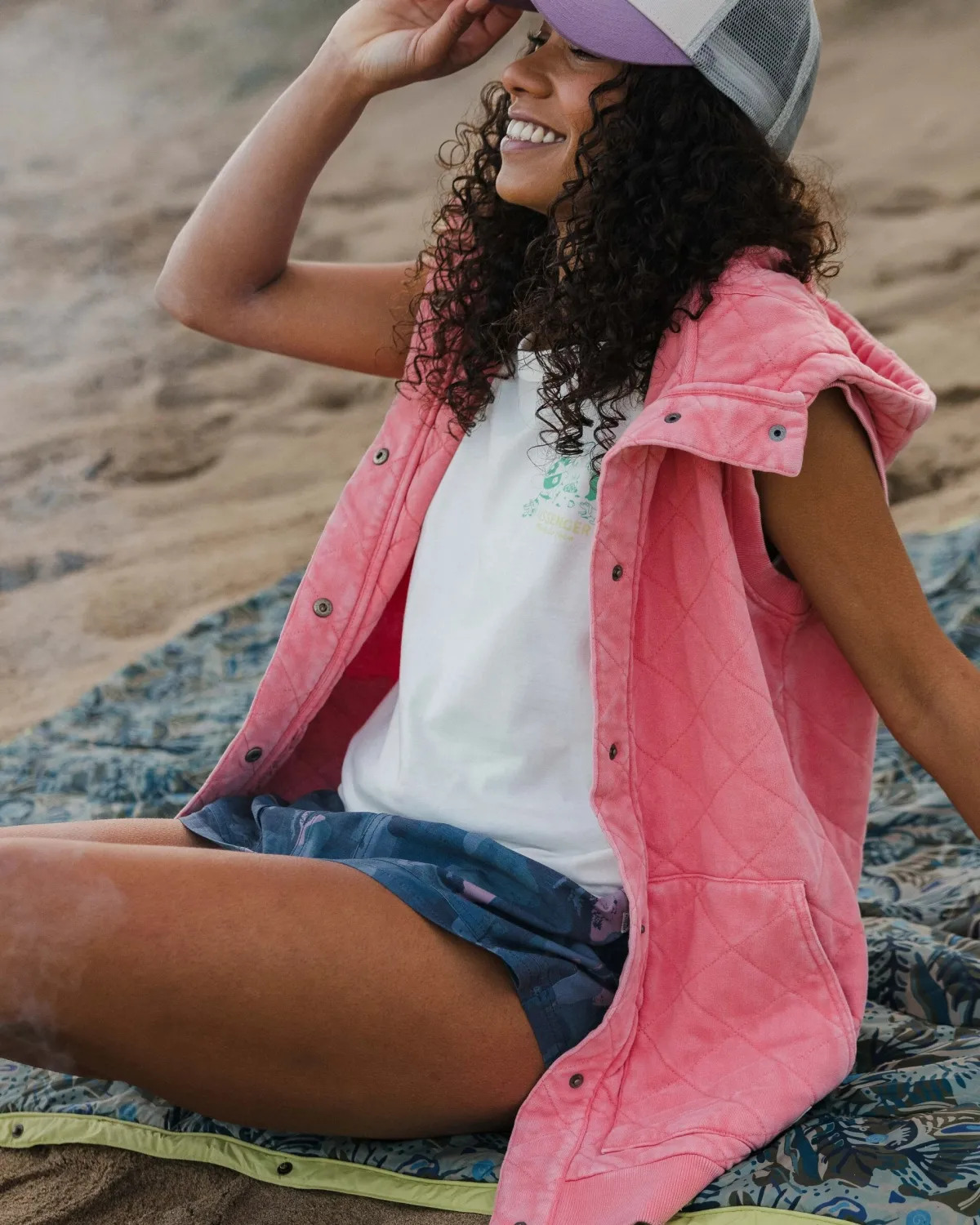Hoodies & Sweatshirts|Passenger Clementine Recycled Quilted Vest - Shell Pink ShellPink