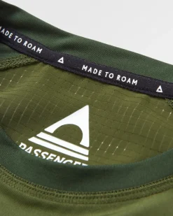 T-Shirts & Tank Tops|T-Shirts & Tank Tops|Passenger Dawn To Dusk Recycled Active T-shirt - Khaki Green KhakiGreen