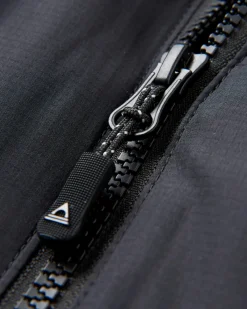Jackets|Insulated|Passenger Daybreak Lightweight Men's Recycled Thermore Insulated Jacket - Black