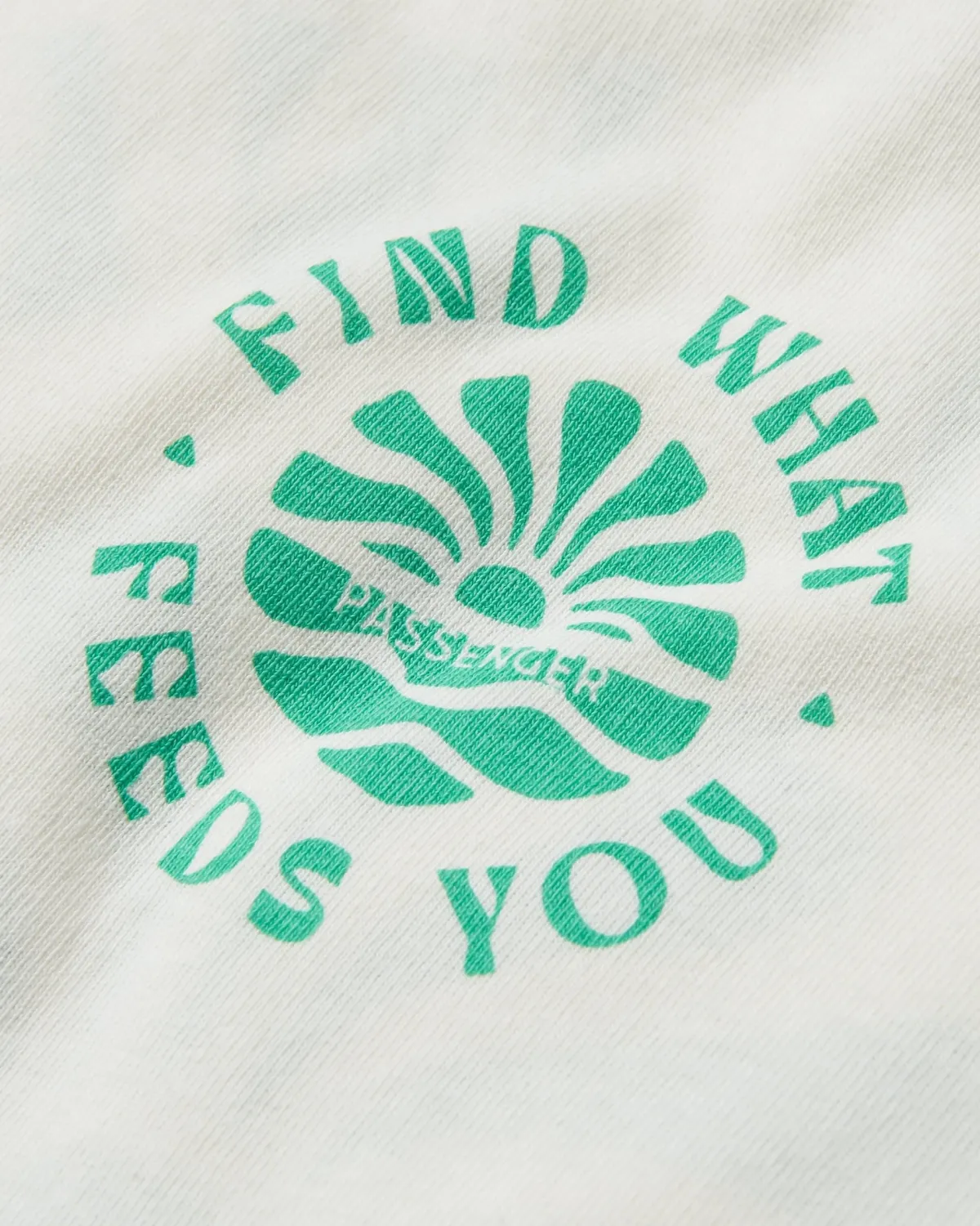 T-Shirts & Tank Tops|Tops & T-Shirts|Passenger Discovery Rolled Sleeve T-Shirt - Marshmallow