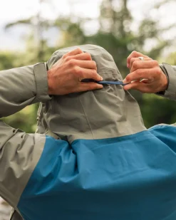 Jackets|Outdoor Active|Passenger Downpour Recycled Waterproof Jacket - Tidal Blue/Arctic/Dusty Olive TidalBlue/Arctic/DustyOlive