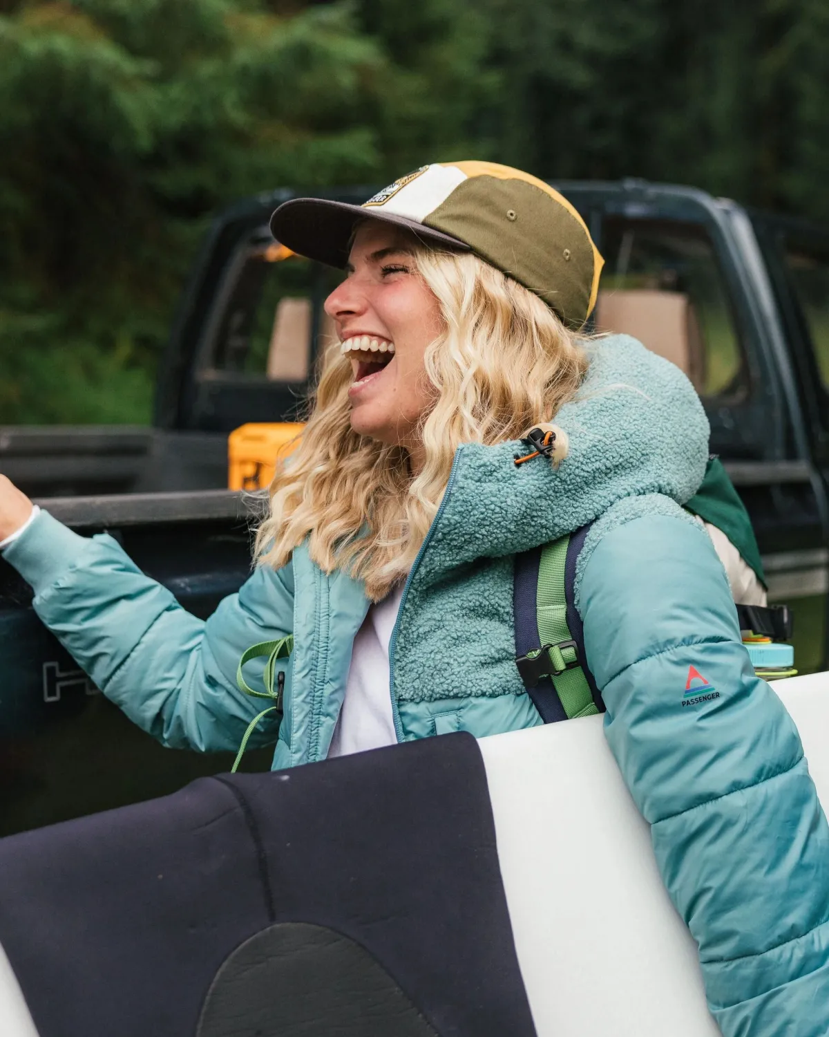 Jackets|Parkas & Coats|Passenger Elowen Hooded Recycled Insulated Jacket - Arctic