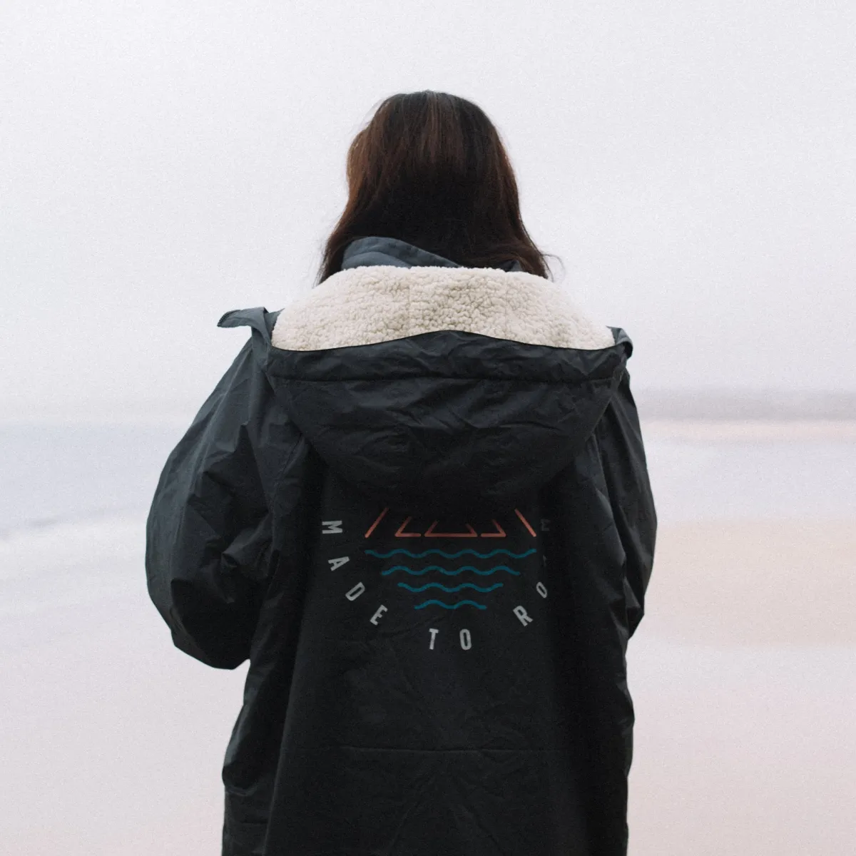 Changing Robes & Ponchos|Surf Accessories|Passenger Escapism Recycled Sherpa Lined Changing Robe - Black
