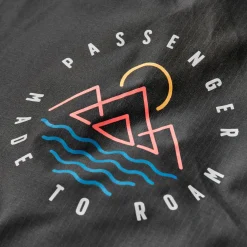 Changing Robes & Ponchos|Surf Accessories|Passenger Escapism Recycled Sherpa Lined Changing Robe - Black