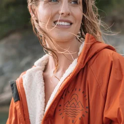 Surf Accessories|Surf Accessories|Passenger Escapism Recycled Sherpa Lined Changing Robe - Rust