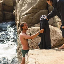 Changing Robes & Ponchos|Surf Accessories|Passenger Escapism Recycled Towel Lined Changing Robe - Black