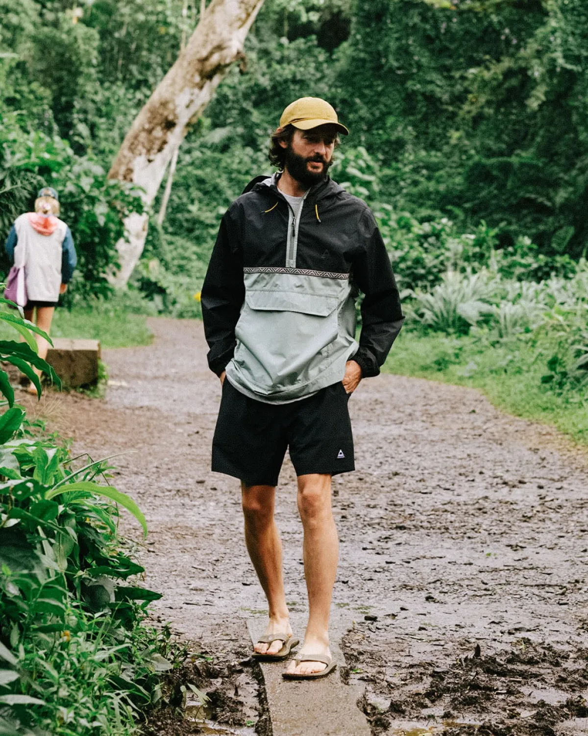 Jackets|Passenger Flow Half Zip Recycled Water Resistant Jacket - True Black/Pistachio TrueBlack/Pistachio