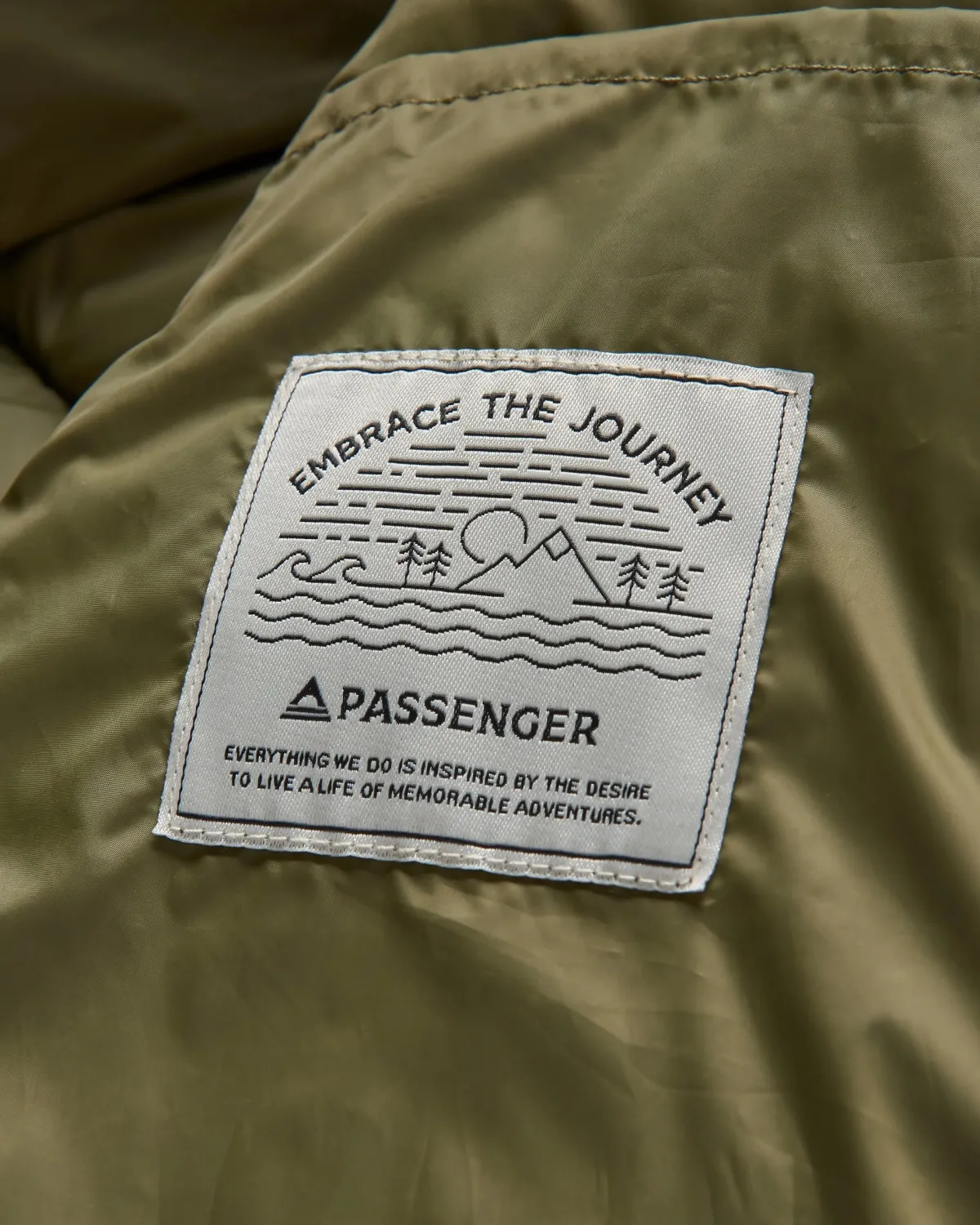 Jackets|Insulated|Passenger Flynn Recycled Insulated Jacket - Rich Navy/ Burnt Orange RichNavy/BurntOrange