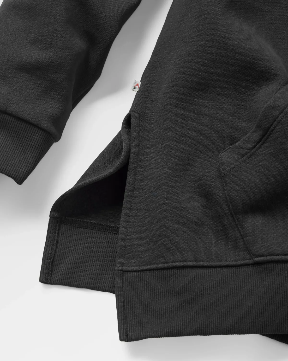Hoodies|Passenger In The Woods Long Sleeve Hoodie - Black