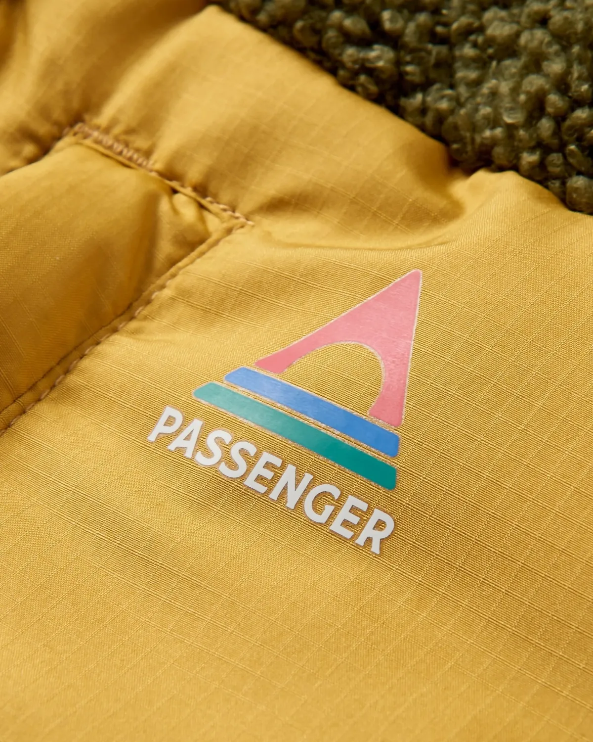 Insulated|Passenger Journey Recycled Insulated Jacket - Black/Khaki Green Black/KhakiGreen