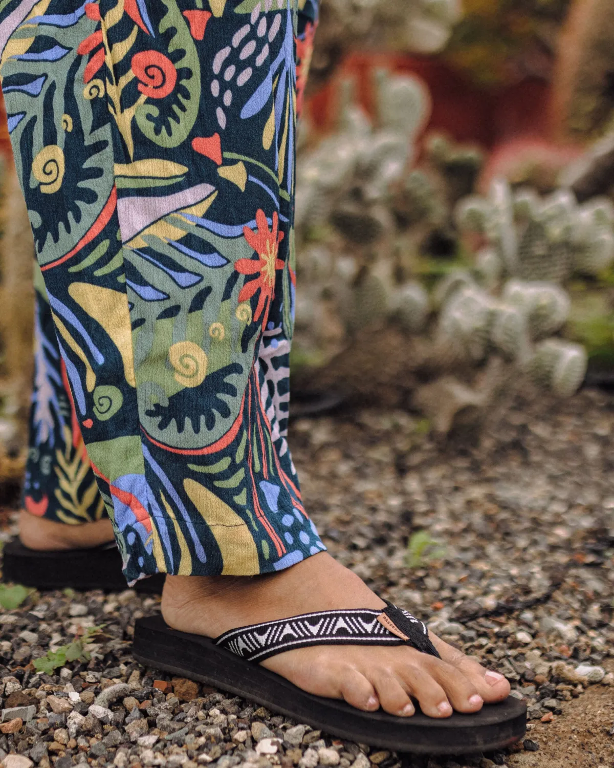 Footwear|Flip Flops & Sandals|Passenger Malibu Flip Flop - Trail Monochrome TrailMonochrome