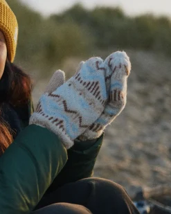 Gloves|Passenger Nettle Recycled Fleece Lined Mittens - Birch