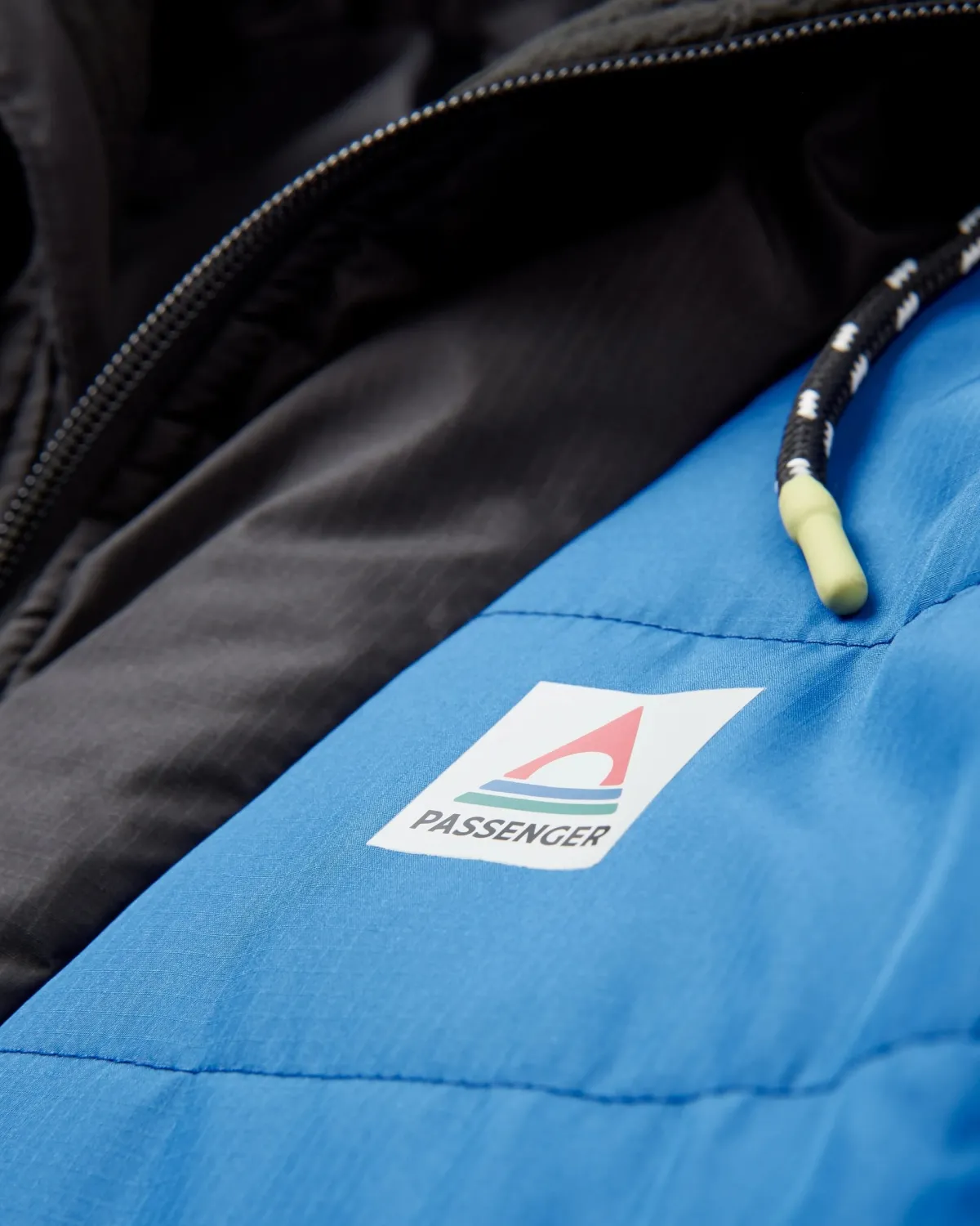 Jackets|Insulated|Passenger Oceanic Recycled Insulated Half Zip Jacket - Azure Blue/Charcoal AzureBlue/Charcoal