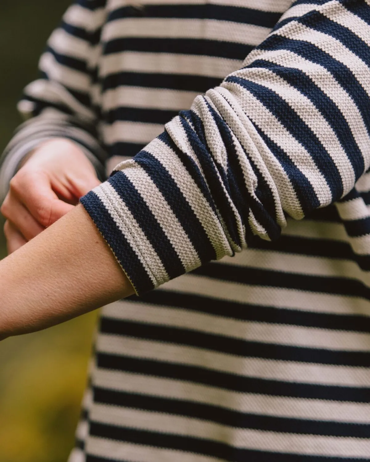 Tops & T-Shirts|Passenger Panorama Striped Long Sleeve T-Shirt - Deep Navy DeepNavy