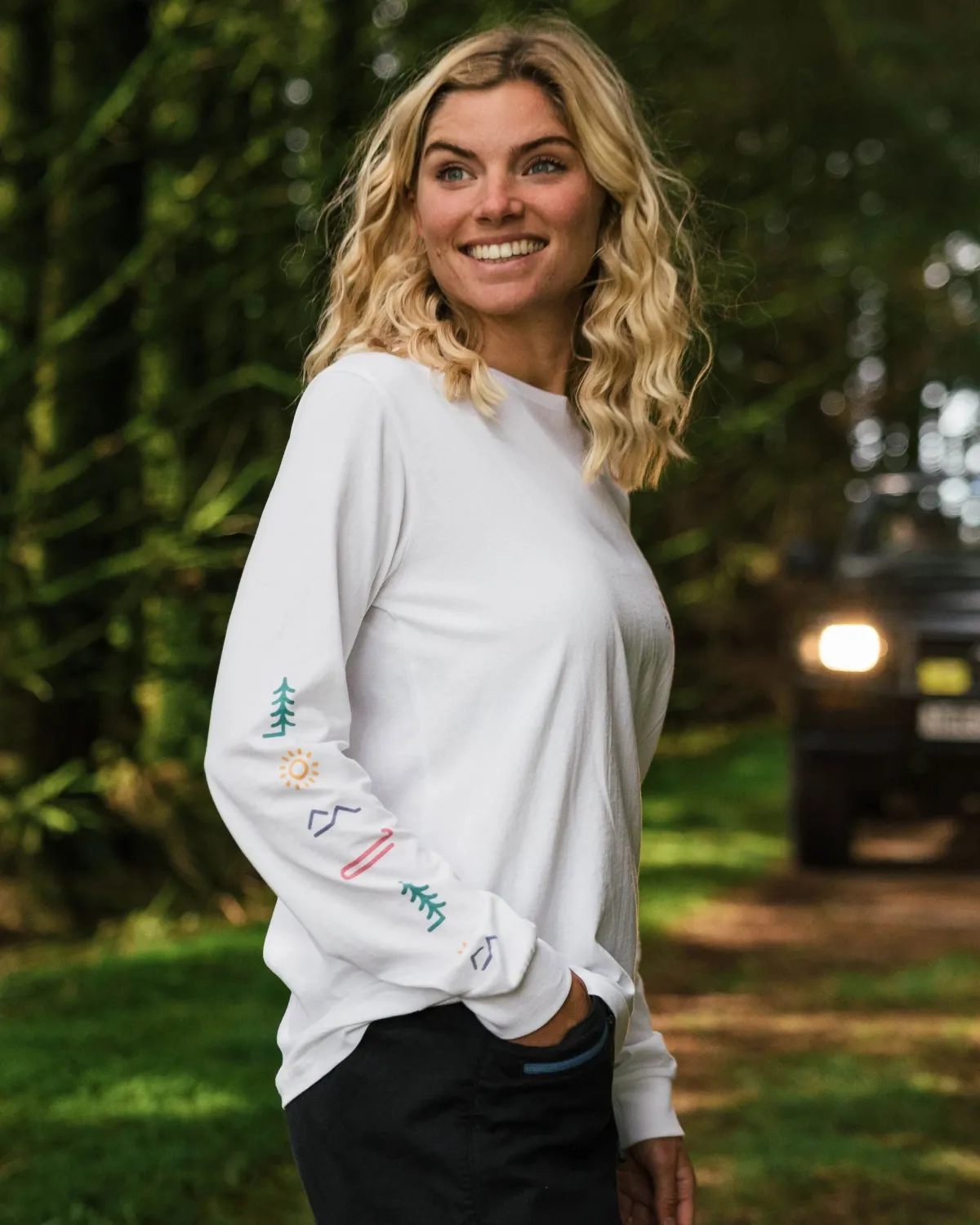 T-Shirts & Tank Tops|Passenger Phoenix Recycled Long Sleeve T-Shirt - White