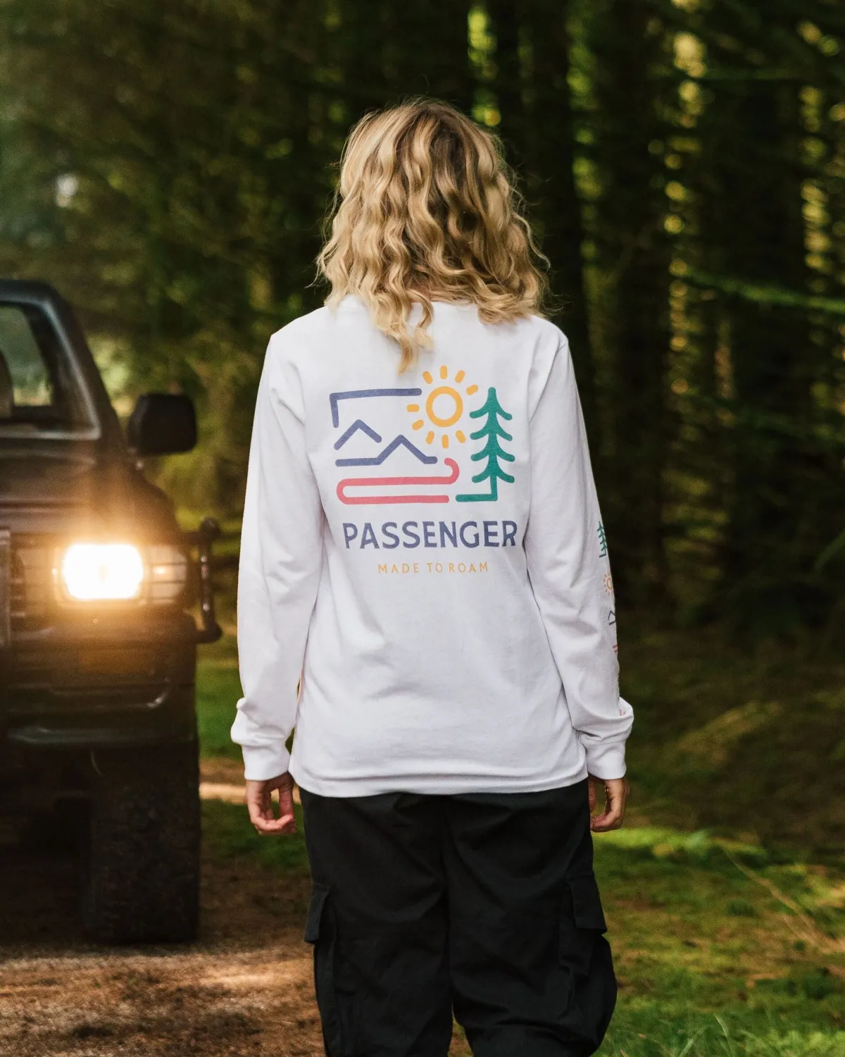 T-Shirts & Tank Tops|Passenger Phoenix Recycled Long Sleeve T-Shirt - White