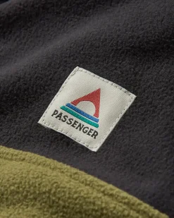 Fleece|Fleece|Passenger Set Off Recycled Polar Hooded Fleece - Black/Khaki Green Black/KhakiGreen