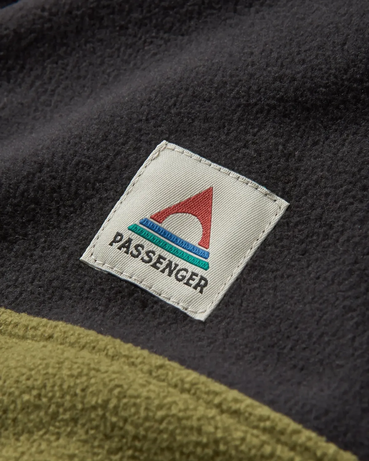 Fleece|Fleece|Passenger Set Off Recycled Polar Hooded Fleece - Black/Khaki Green Black/KhakiGreen