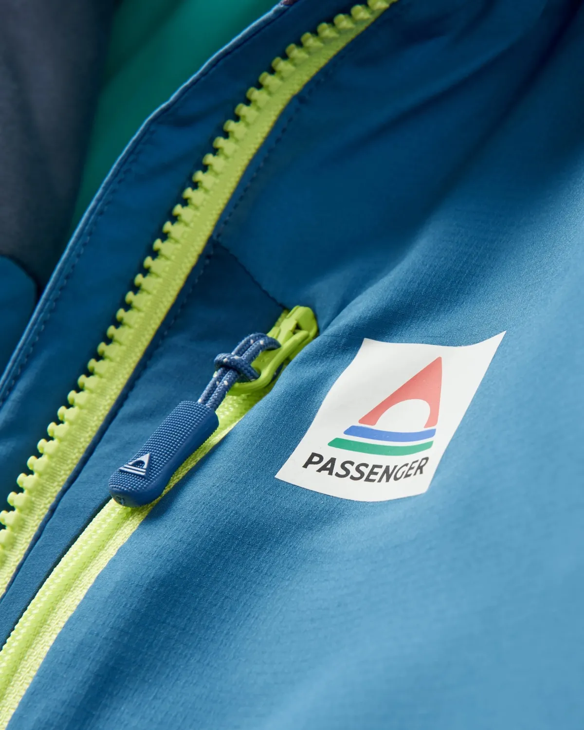 Jackets|Outdoor Active|Passenger Shasta Lightweight Women's Recycled Thermore Insulated Jacket - Tidal Blue/Blue Steel/Birch TidalBlue/BlueSteel/Birch