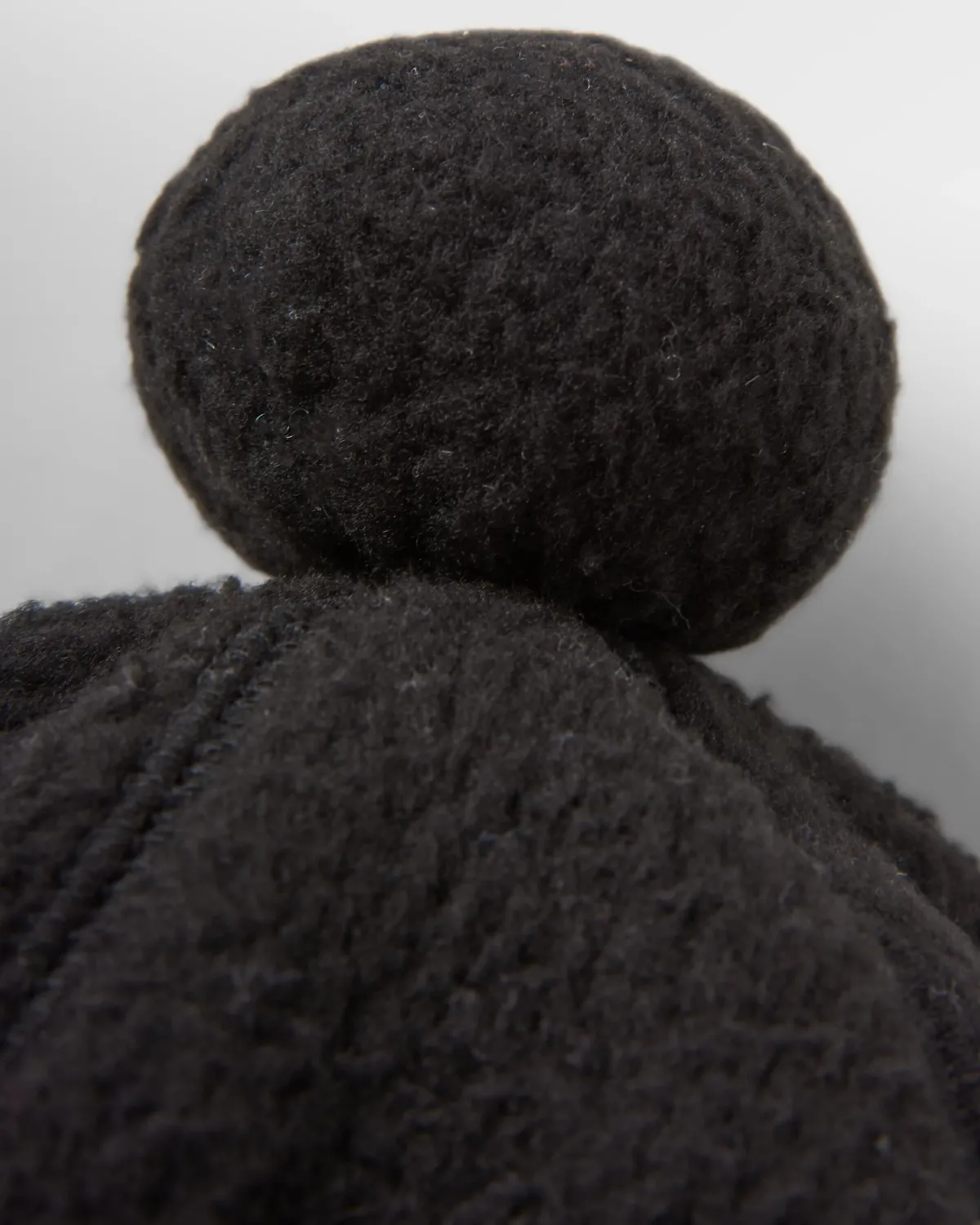 Beanies|Beanies|Passenger Snow Recycled Sherpa Beanie - Black