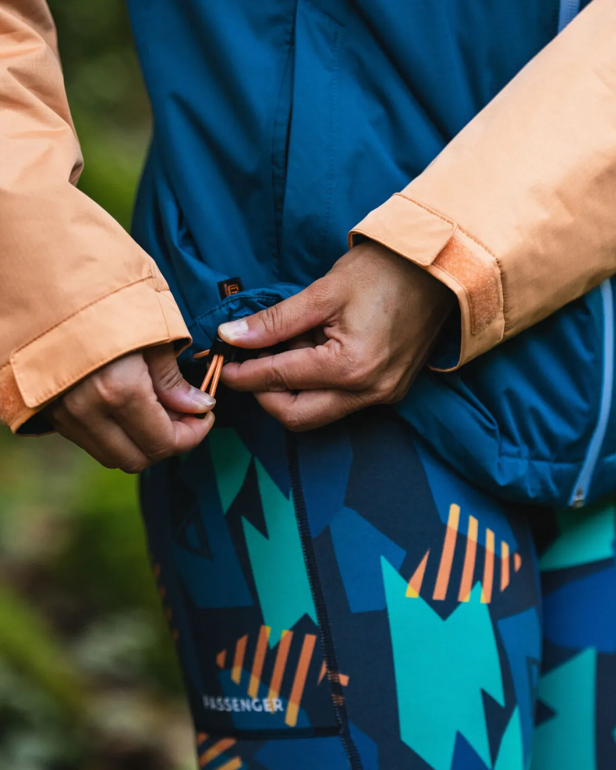 Jackets|Passenger Terrain Insulated Water Resistant Jacket - Corsair Blue/ Apricot CorsairBlue/Apricot