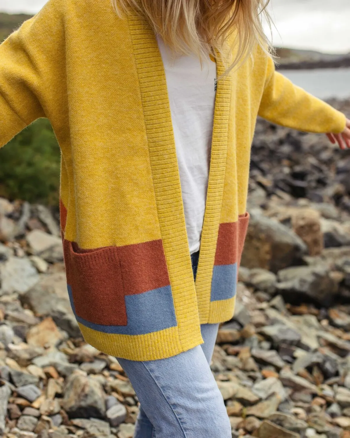 Knitwear|Sweaters|Passenger Vista Recycled Knitted Sweater - Amber Gold AmberGold