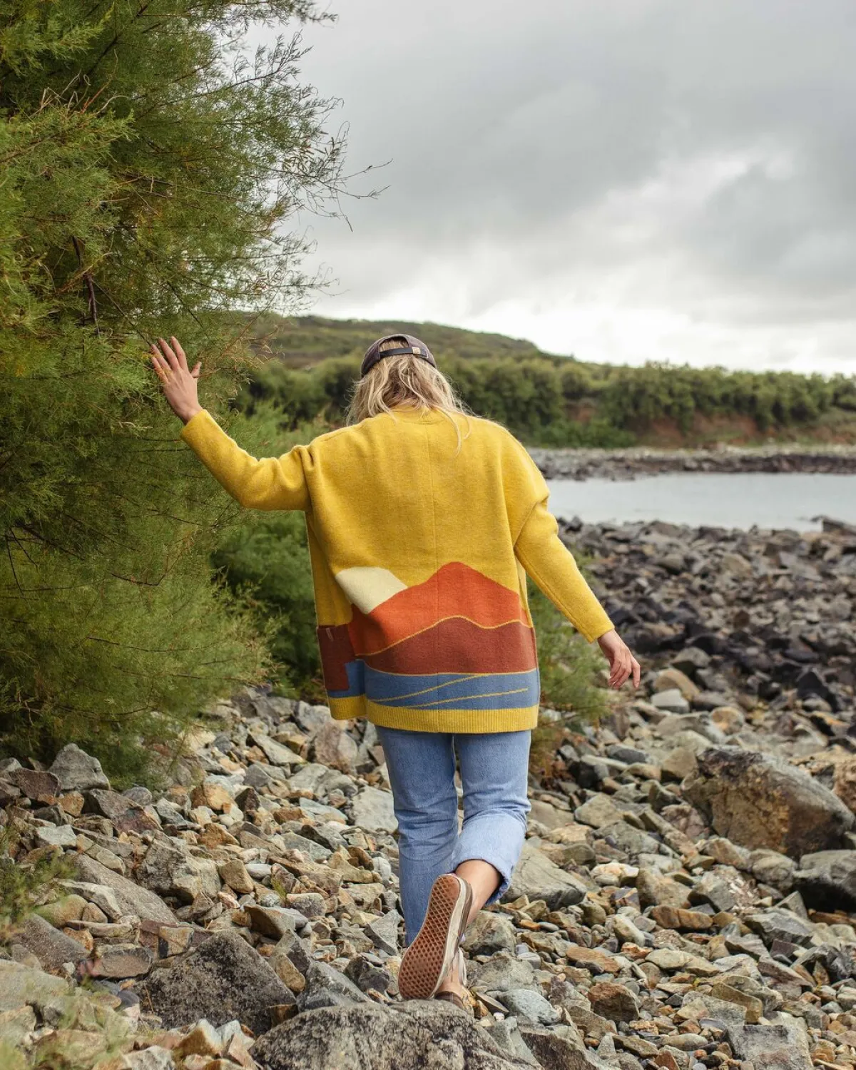 Knitwear|Sweaters|Passenger Vista Recycled Knitted Sweater - Amber Gold AmberGold