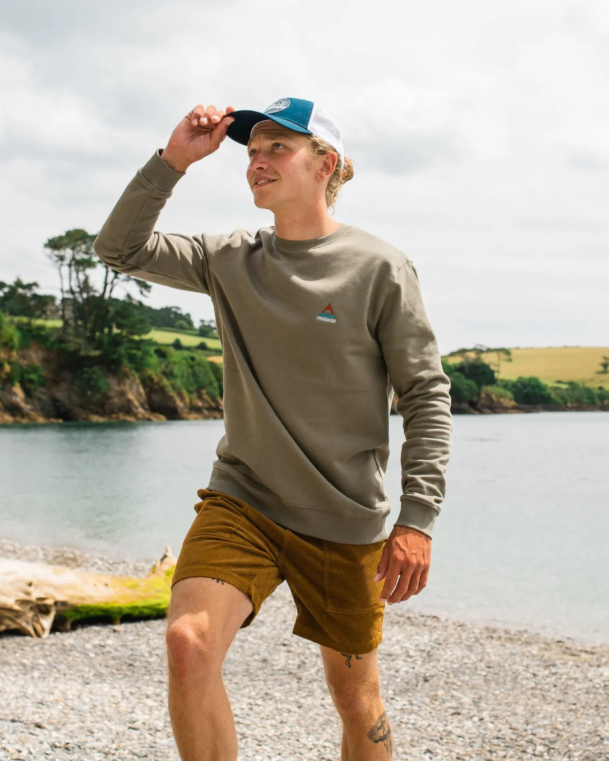 Sweatshirts|Hoodies & Sweatshirts|Passenger Vita Organic Cotton Sweatshirt - Dusty Olive DustyOlive