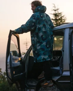 Changing Robes & Surf Ponchos|Changing Robes & Surf Ponchos|Passenger Waves Recycled Sherpa Lined Changing Robe - Alpine Camo Rain Forest AlpineCamoRainForest