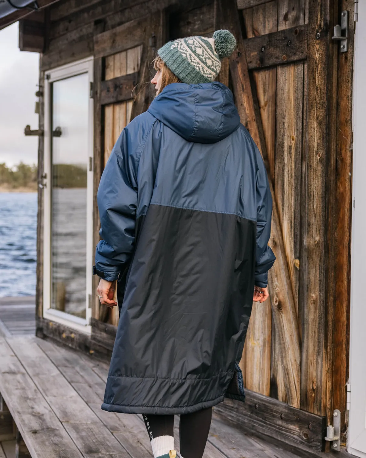 Accessories|Surf Accessories|Passenger Waves Recycled Sherpa-Lined Changing Robe - Dark Denim/ Deep Navy DarkDenim/DeepNavy