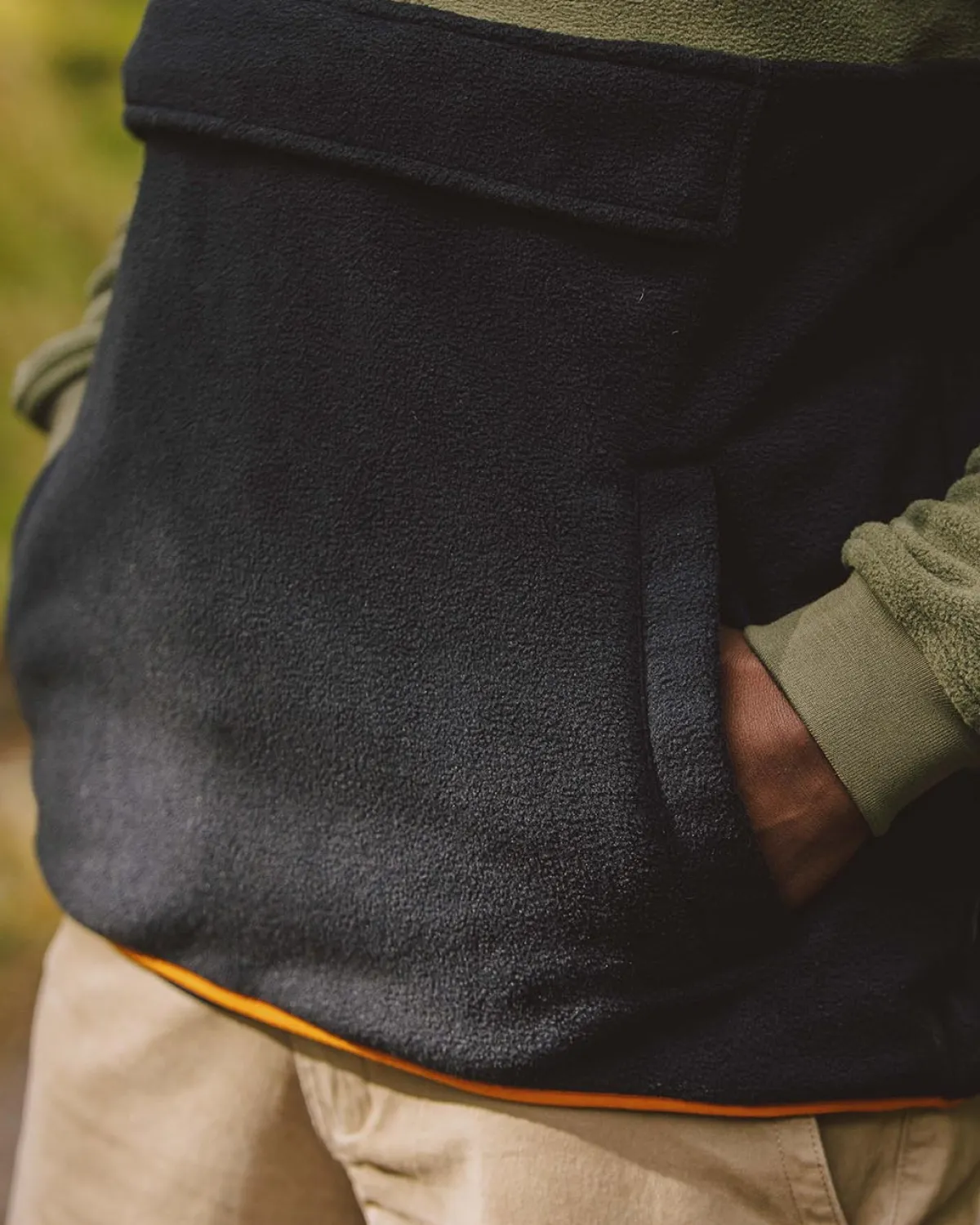 Fleece|Fleece|Passenger Woodland Hooded Half Zip Recycled Polar Fleece - True Black/ Khaki Green TrueBlack/KhakiGreen